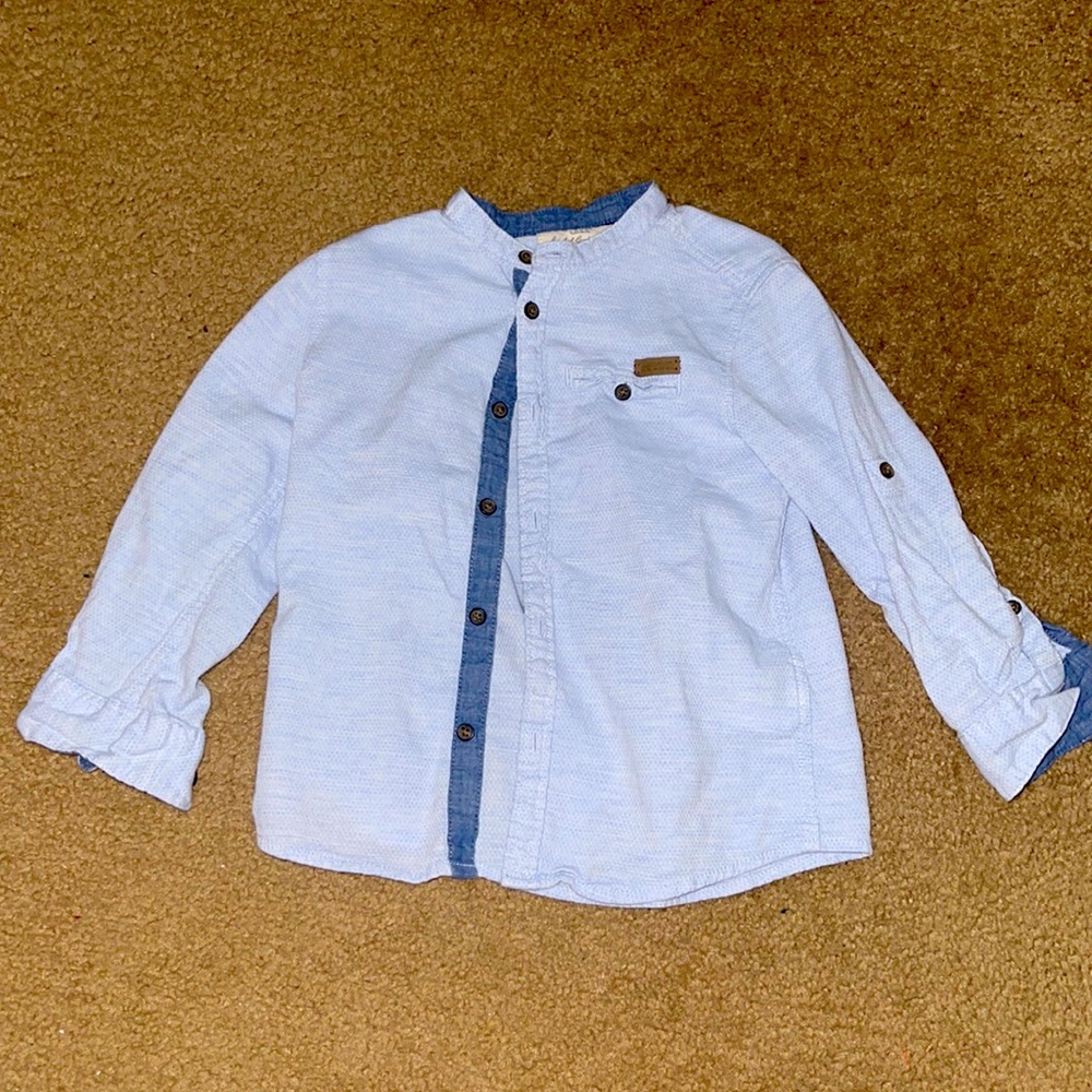 Button down linen shirt.Arms fold up button as well handsome Lightweight Easter